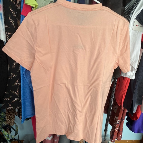 Hollister 100% cotton tee Shirt - Picture 6 of 7